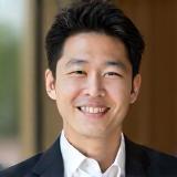 Photo of Park Seo-joon, E-commerce Manager.